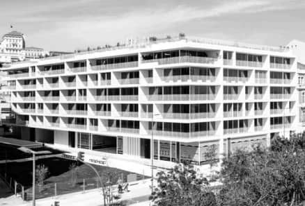Edifício residencial de fachada clássica