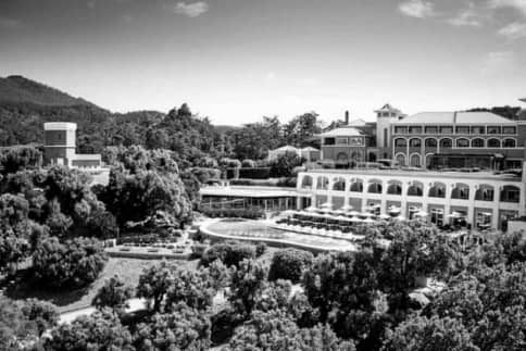 Resort em encosta